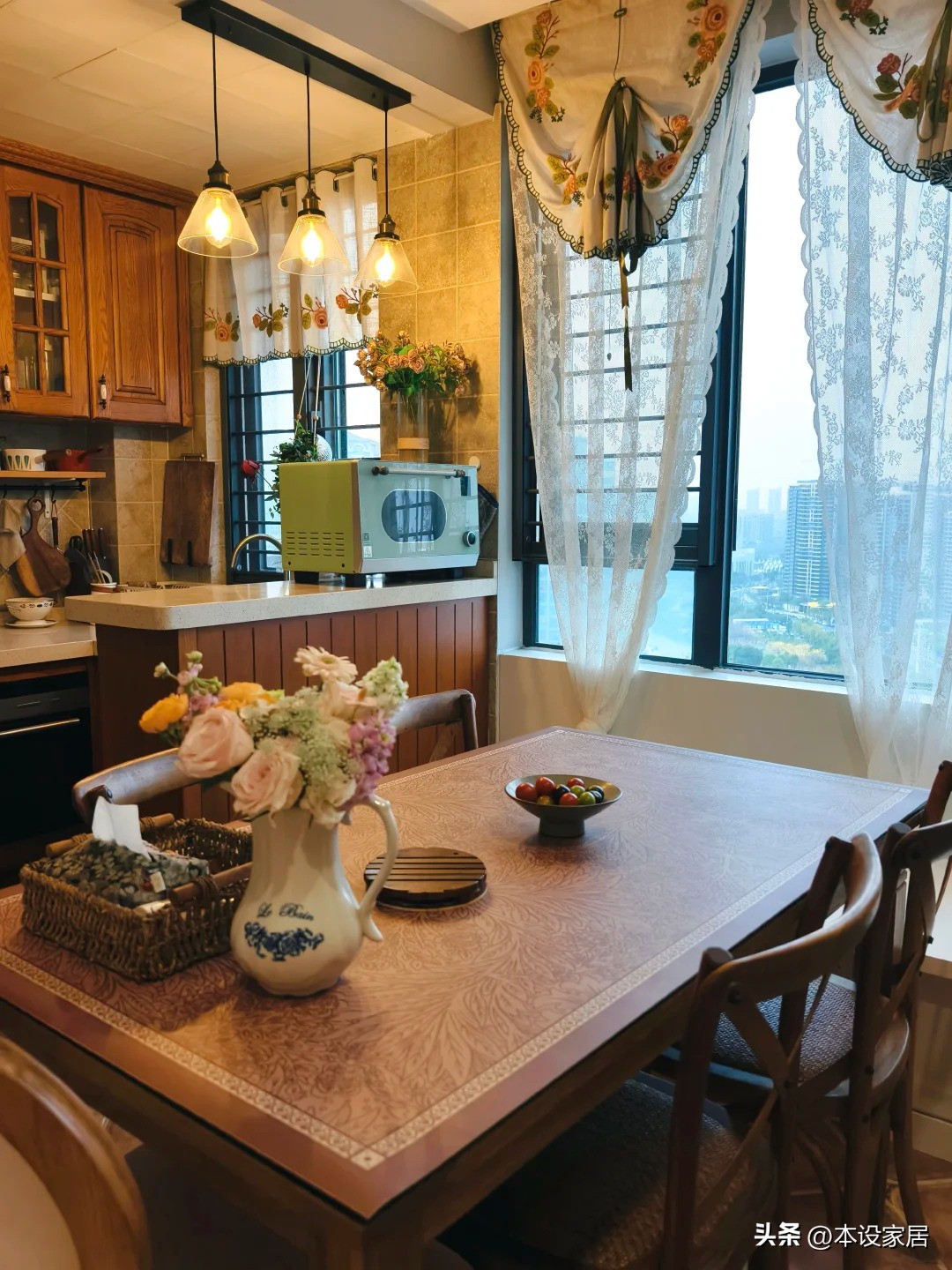 Bà mẹ 2 con sống 8 năm trong căn hộ 98m² vẫn gọn như mới: Cách sắp xếp nhà khiến nhiều người muốn học theo - Ảnh 4.