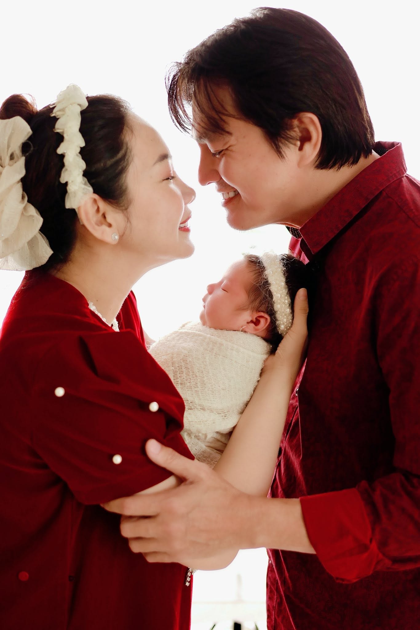 Nam diễn viên chuyên trị vai ác ròng rã tìm con suốt 9 năm, ái nữ 7 tháng tuổi xinh xắn giống bố như đúc - Ảnh 7.