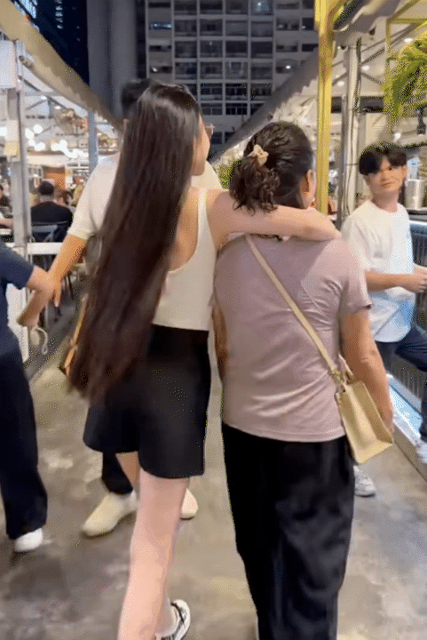 Vợ 1 cầu thủ nổi tiếng từng bị mẹ chồng chấn chỉnh ngay tr&ecirc;n livestream vậy m&agrave; h&ocirc;m nay điều g&igrave; xảy ra thế n&agrave;y?- Ảnh 7.
