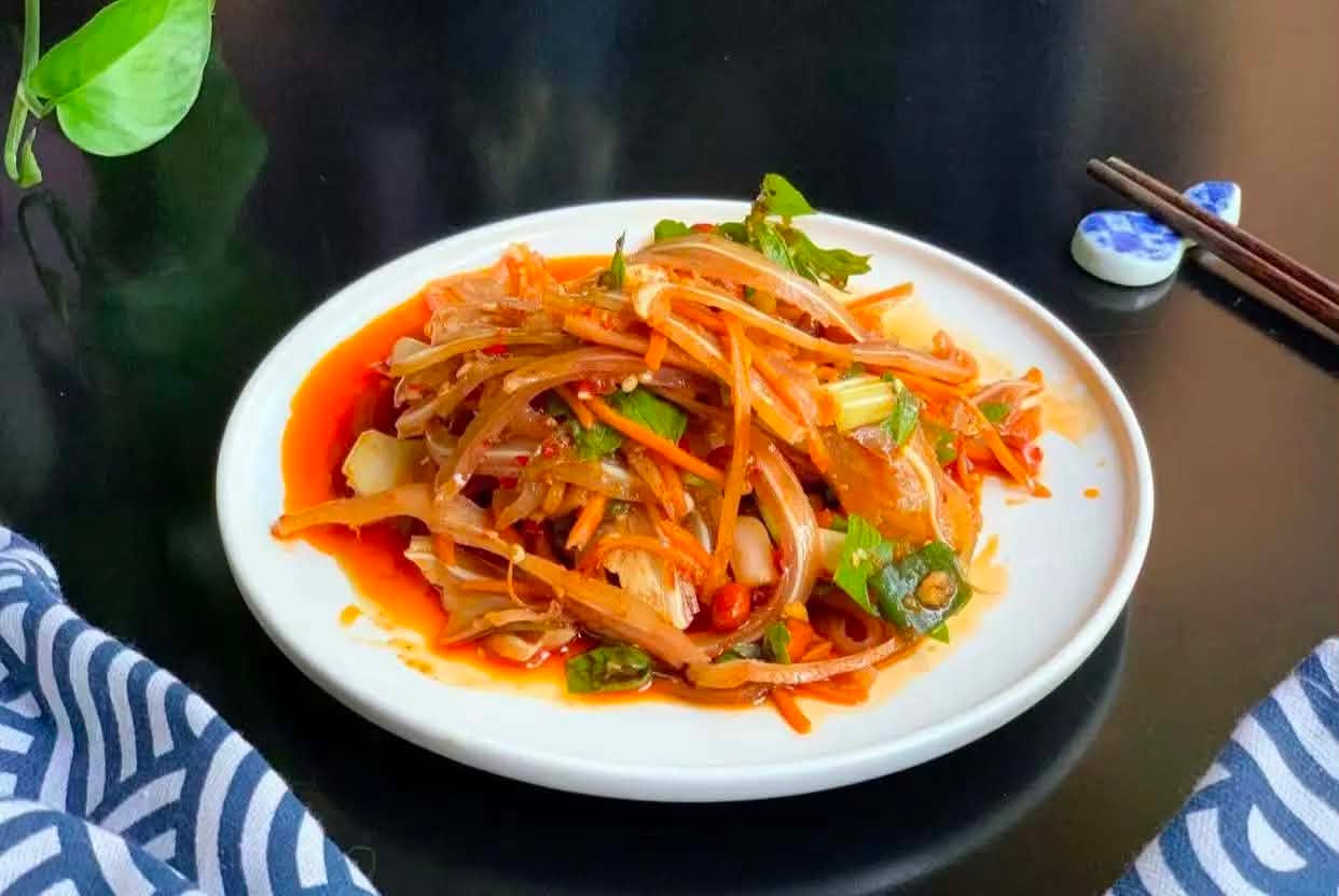H&ocirc;m nay l&agrave; lễ Thất Tịch, h&atilde;y nấu thực đơn 5 m&oacute;n cho bữa tối vừa ngon miệng lại thể hiện đầy t&igrave;nh y&ecirc;u thương - Ảnh 3.