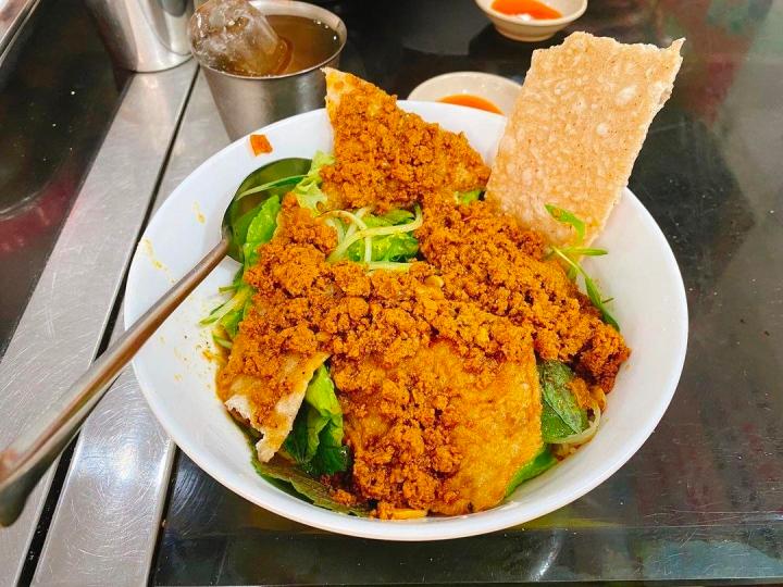 Trải nghiệm ẩm thực gi&aacute; rẻ tại l&agrave;ng ch&agrave;i T&acirc;n Phụng, B&igrave;nh Định - Ảnh 14.