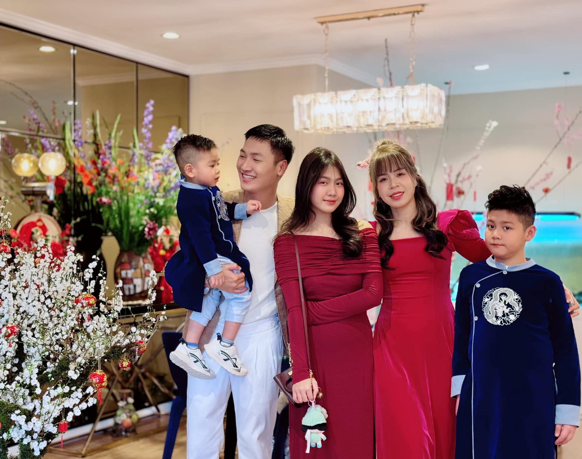 Con trai &uacute;t Mạnh Trường ng&agrave;y đầu đi học mầm non, th&aacute;i độ kh&aacute;c hẳn ở nh&agrave; khiến phụ huynh bật cười- Ảnh 5.