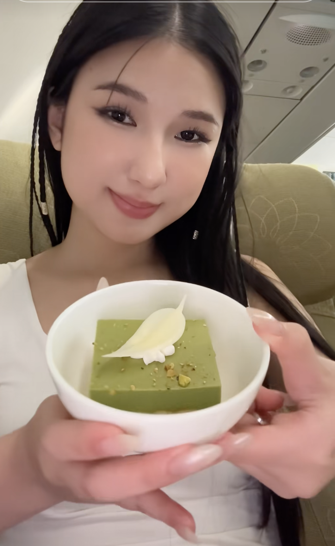 Chi ti&ecirc;u của N&agrave;ng Mơ khi chuyển từ H&agrave; Nội v&agrave;o TP.HCM: Bay hạng thương gia 17-18 triệu/ chiều v&igrave; thấy đ&aacute;ng tiền, nấu cơm nh&agrave; v&agrave; tư duy t&iacute;ch luỹ hiếm c&oacute; - Ảnh 1.