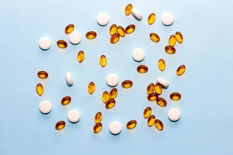 Vitamin D + Omega-3: Combo được l&ograve;ng d&acirc;n văn ph&ograve;ng nhưng kh&ocirc;ng phải ai cũng hợp - Ảnh 1.