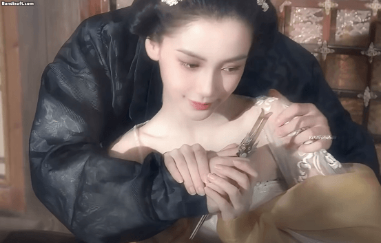 Mỹ nhân mang gương mặt là khuôn mẫu của cả quốc gia: Chê diễn xuất vạn lời đều đúng, chê visual nửa lời cũng sai - Ảnh 5.