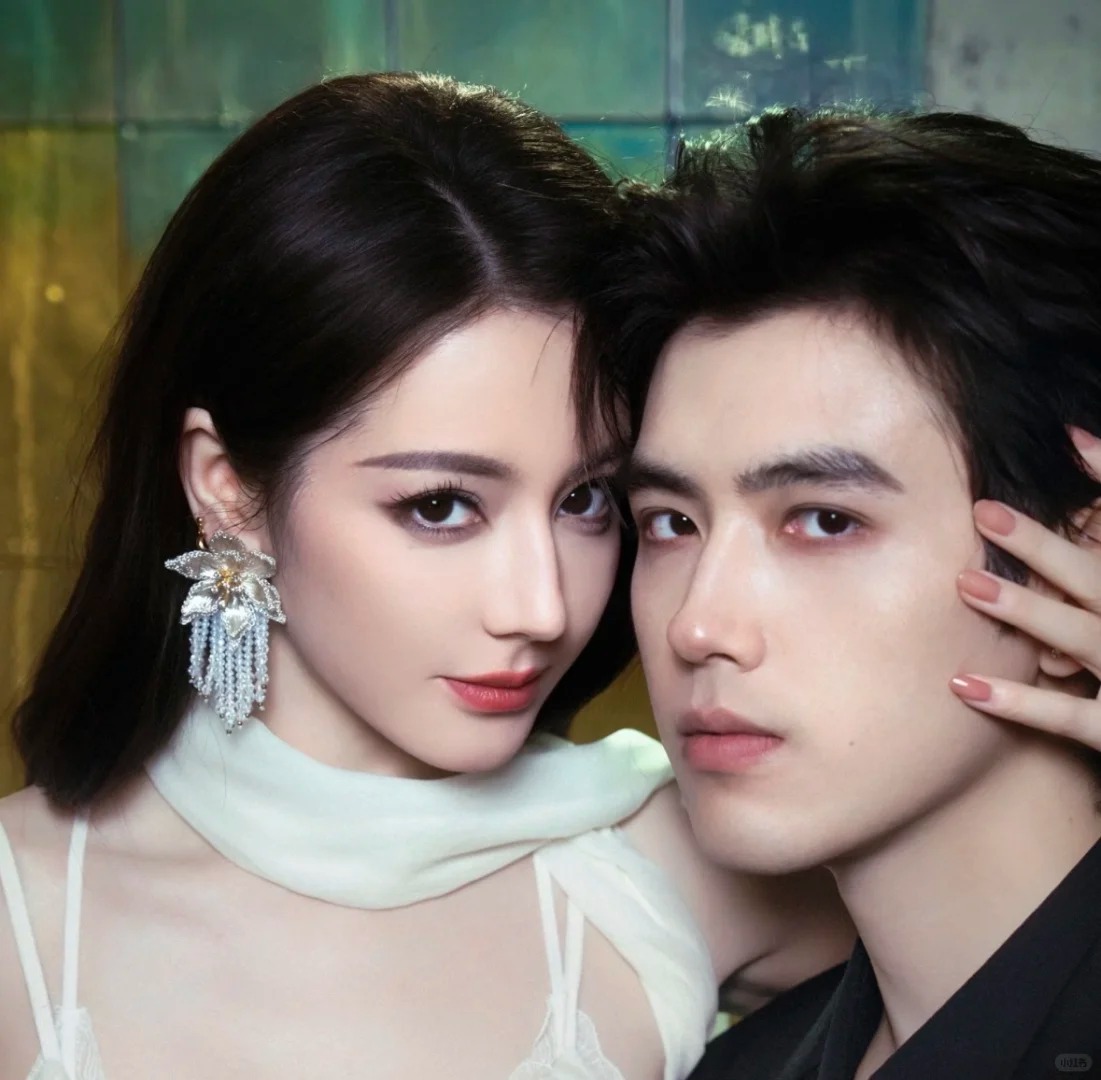 Địch Lệ Nhiệt Ba và thiếu gia kém 8 tuổi đưa nhau về ra mắt bố mẹ, mẹ đàng trai rất không ưng đàng gái?- Ảnh 2.