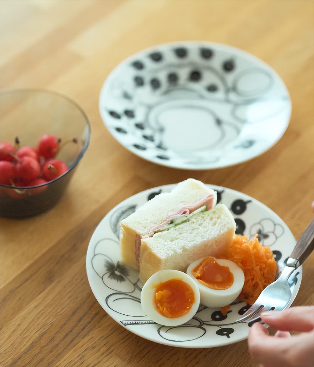 Sau tuổi trung ni&ecirc;n, t&ocirc;i mới hiểu: Cuộc sống đủ đầy kh&ocirc;ng nằm ở việc ti&ecirc;u nhiều tiền, m&agrave; ở c&aacute;ch m&igrave;nh d&ugrave;ng từng đồng - Ảnh 5.