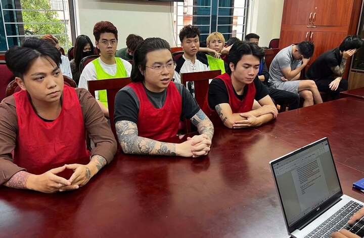 Khởi tố Phạm Tuấn - đ&agrave;n em Kh&aacute; Bảnh g&acirc;y b&atilde;o mạng x&atilde; hội 2026 - Ảnh 1.