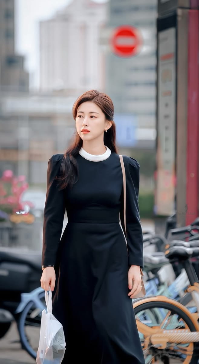 Phụ nữ có cuộc sống ổn định thường âm thầm làm 6 việc này từ rất sớm- Ảnh 1.