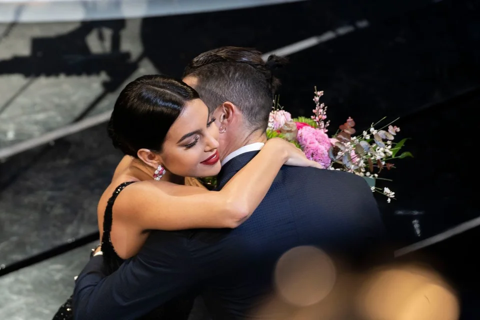 H&ocirc;n lễ b&iacute; mật của Ronaldo v&agrave; Georgina: Đ&aacute;m cưới ho&agrave;nh tr&aacute;ng trong tương lai - Ảnh 3.