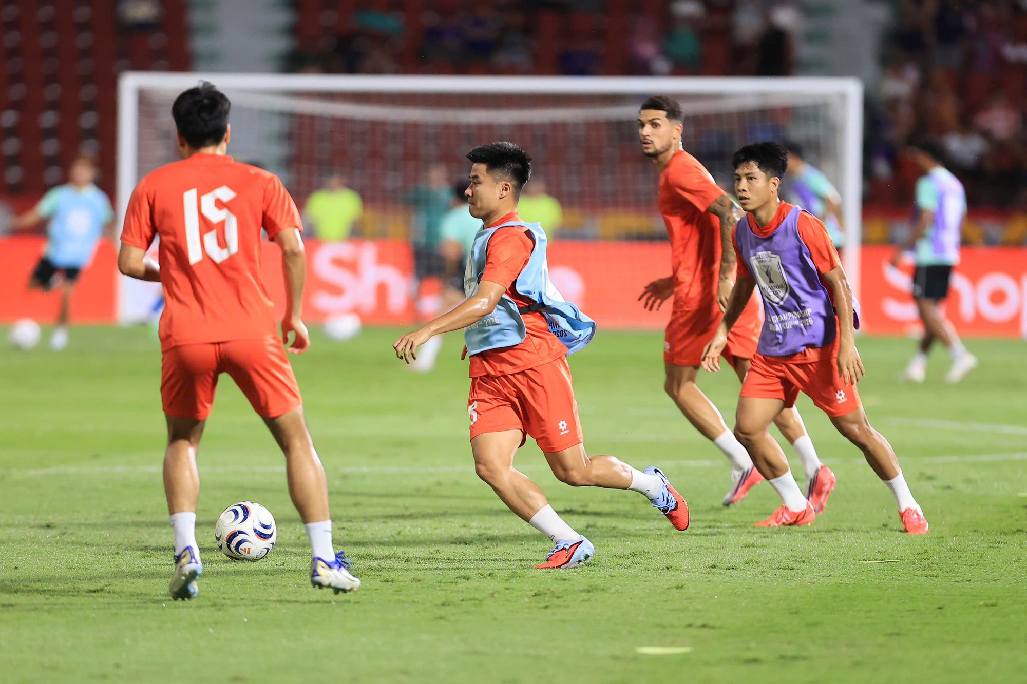 Diễn biến ĐT Thái Lan vs Việt Nam chung kết ASEAN Cup: Xuân Son, Đình Bắc cùng đá chính, trận đấu bắt đầu! - Ảnh 1.