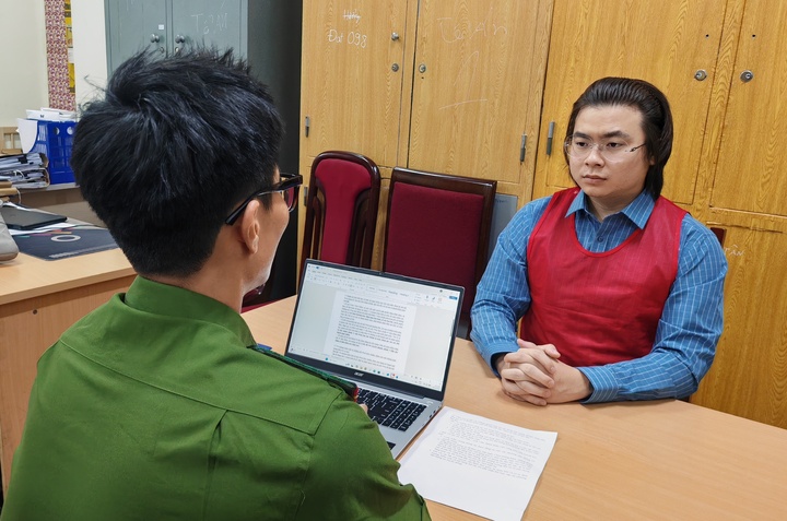 YouTuber Phạm Tuấn: Đ&agrave;n em Kh&aacute; Bảnh bị khởi tố về tội vi phạm ph&aacute;p luật - Ảnh 1.