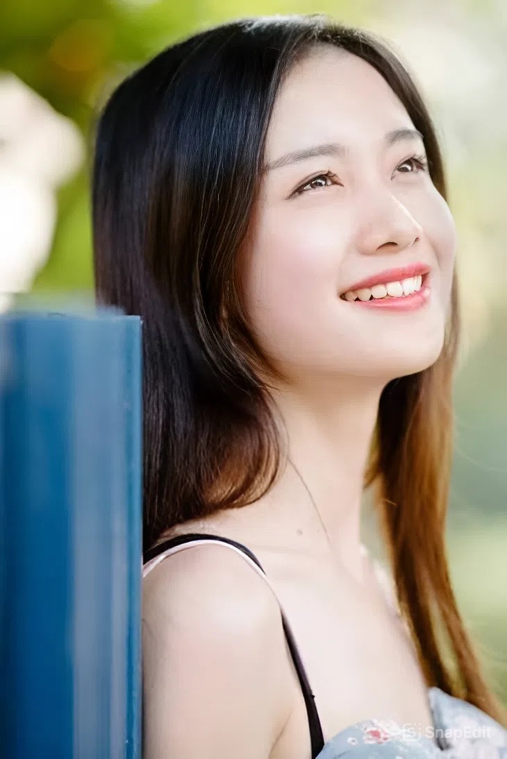 Jun Vũ được đề cử Top 100 Gương mặt đẹp nhất thế giới 2026, người ta lại quan tâm đến vòng eo 2 gang tay của cô và môn thể thao 