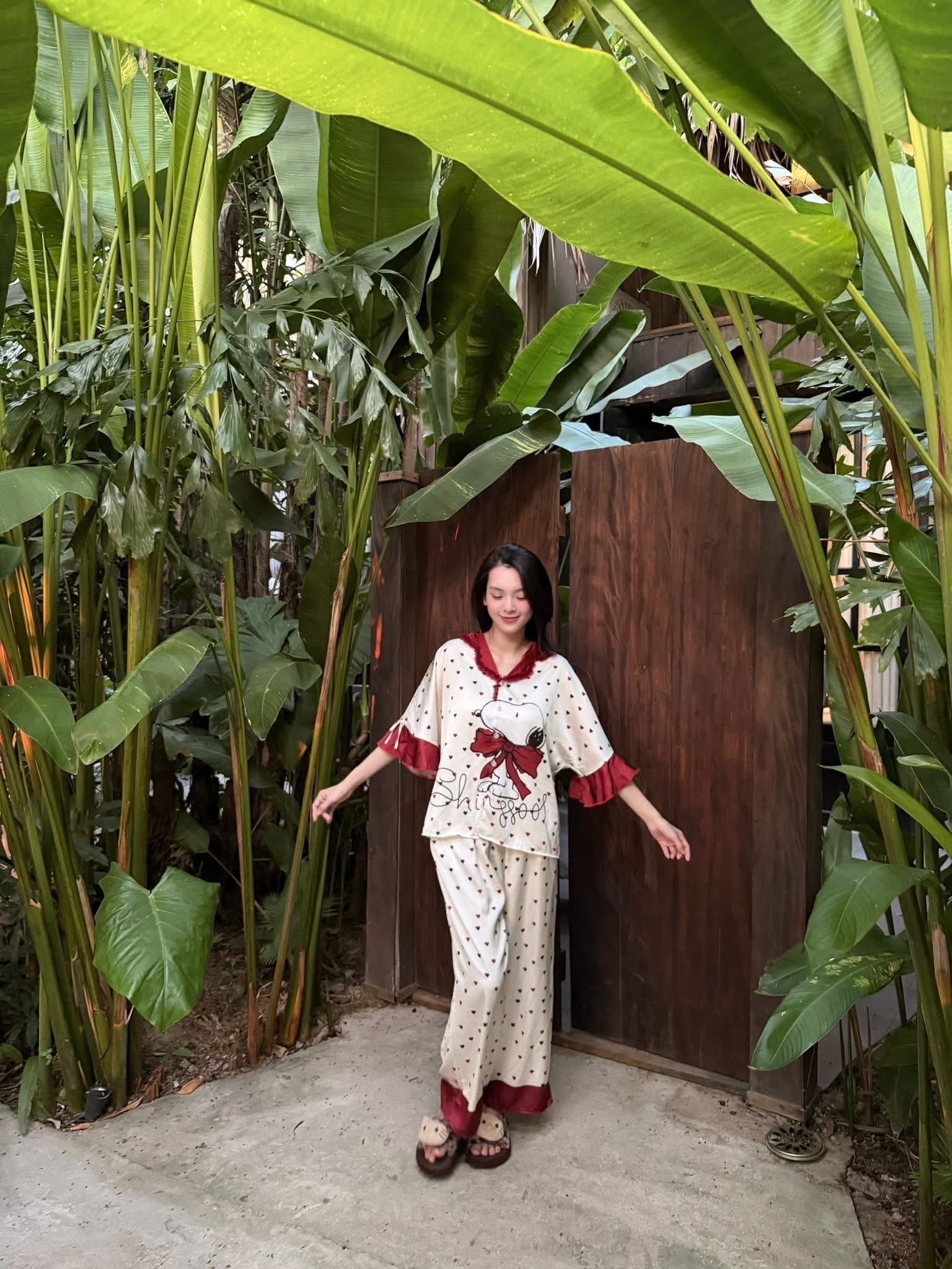 Mẹ đơn th&acirc;n Vbiz được thiếu gia Vĩnh Long si m&ecirc; rước về l&agrave;m vợ, giờ sống trong khu nghĩ dưỡng rộng 12.000 m2- Ảnh 8.