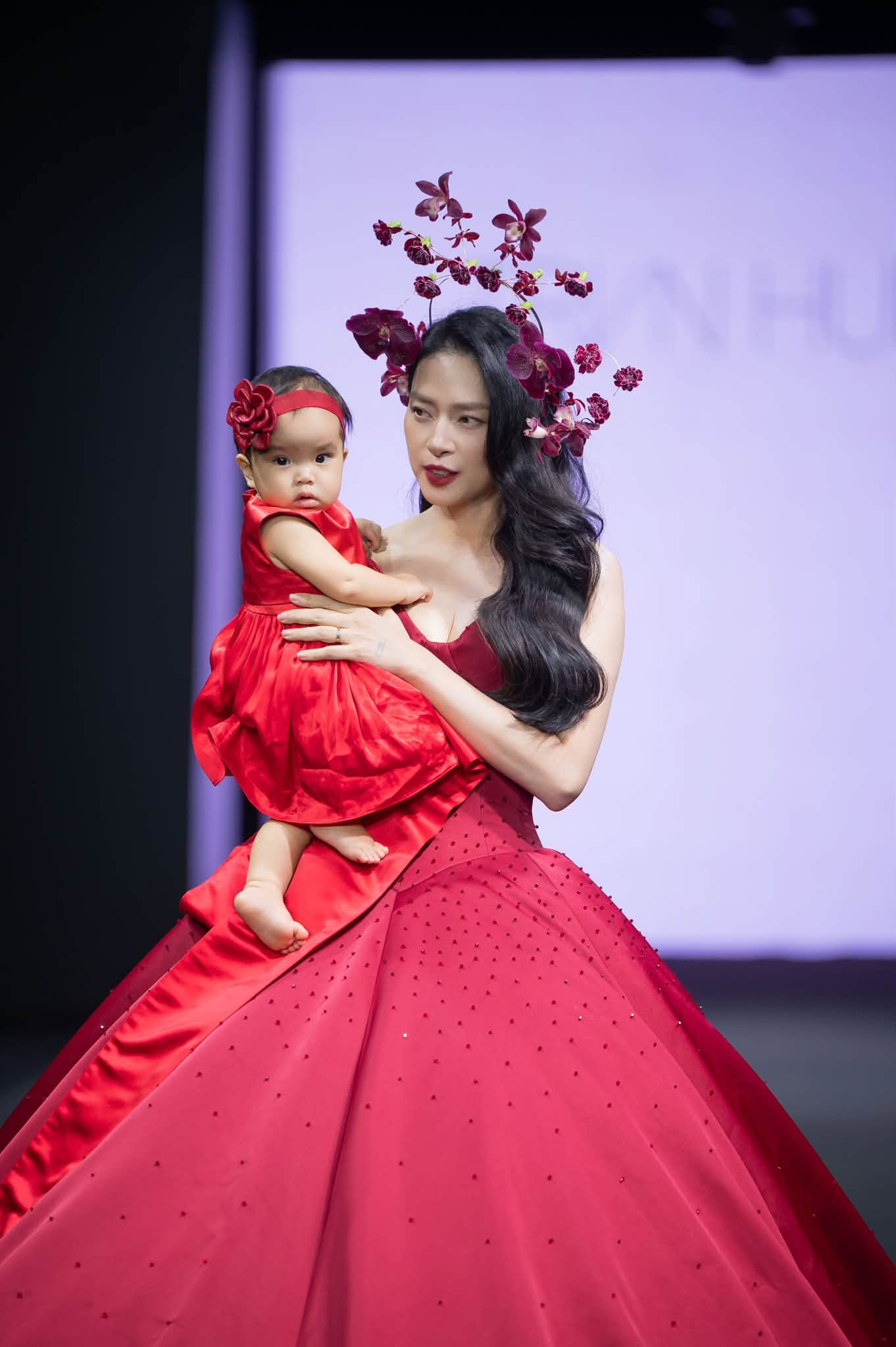 Ng&ocirc; Thanh V&acirc;n c&oacute; giấc ngủ trọn vẹn sau 1 năm sinh con, h&agrave;nh tr&igrave;nh cai ti đ&ecirc;m c&oacute; sự đồng h&agrave;nh của người n&agrave;y - Ảnh 3.