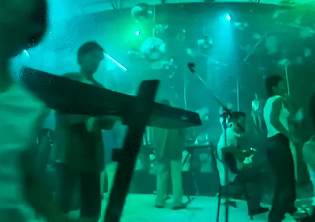 26 năm tr&ocirc;i qua m&agrave; Diva Mỹ Linh vẫn &ldquo;peak&rdquo;: Bao trọn club những năm 2000, nhan sắc thời thượng cỡ n&agrave;y- Ảnh 2.