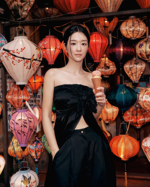 10 c&ocirc; g&aacute;i đẹp nhất phim H&agrave;n 2026: Qu&aacute;n qu&acirc;n - &Aacute; qu&acirc;n từng g&acirc;y sốt Hội An, Jisoo (BLACKPINK) &aacute;p ch&oacute;t- Ảnh 3.