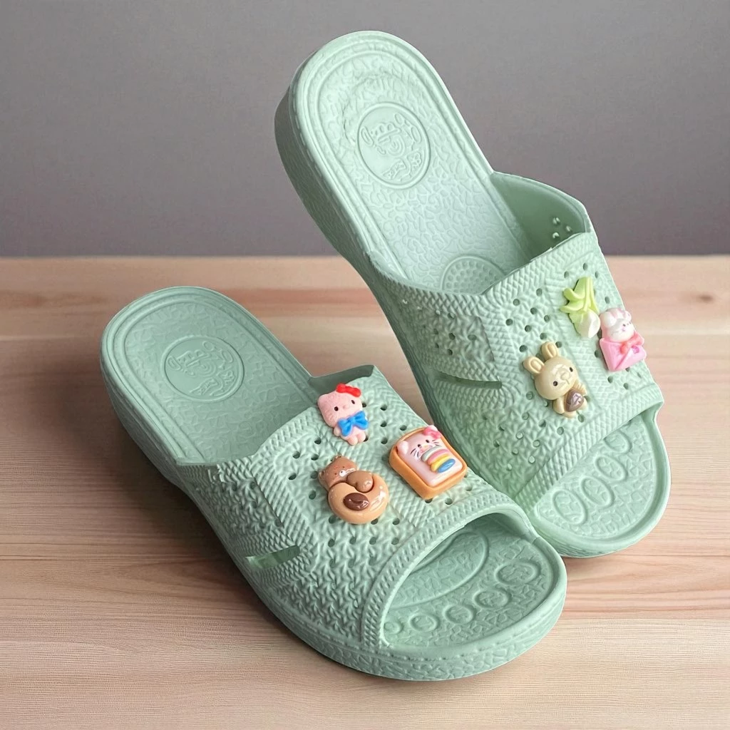 Con gái Puka - Gin Tuấn Kiệt được ba mẹ đưa về quê ngoại,