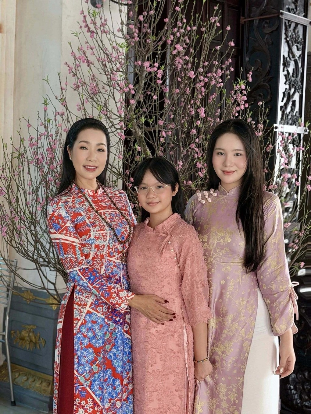 So k&egrave; nhan sắc 