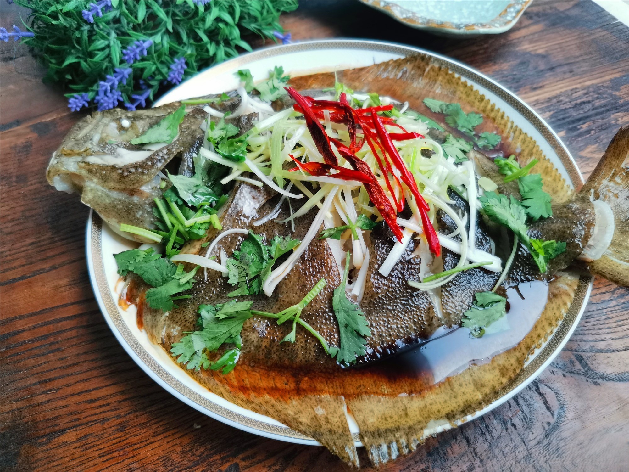 Nếu bạn muốn l&agrave;m m&oacute;n c&aacute; hấp ngon tại nh&agrave;, đừng chọn t&ugrave;y tiện: Đ&acirc;y l&agrave; những loại c&aacute; n&agrave;y l&agrave;m m&oacute;n ăn ngon nhất - Ảnh 2.