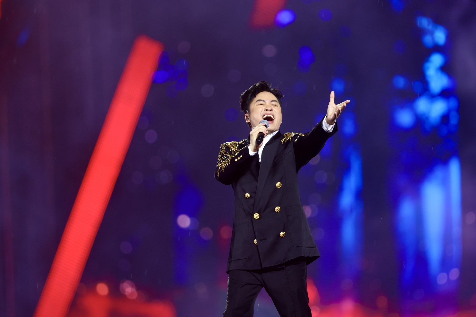Giọng h&aacute;t 