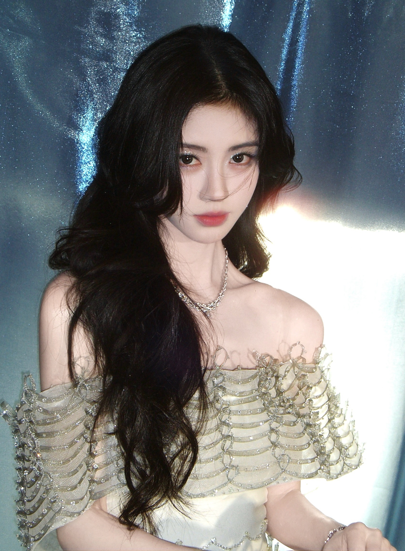 Showbiz c&oacute; 1 mỹ nh&acirc;n 