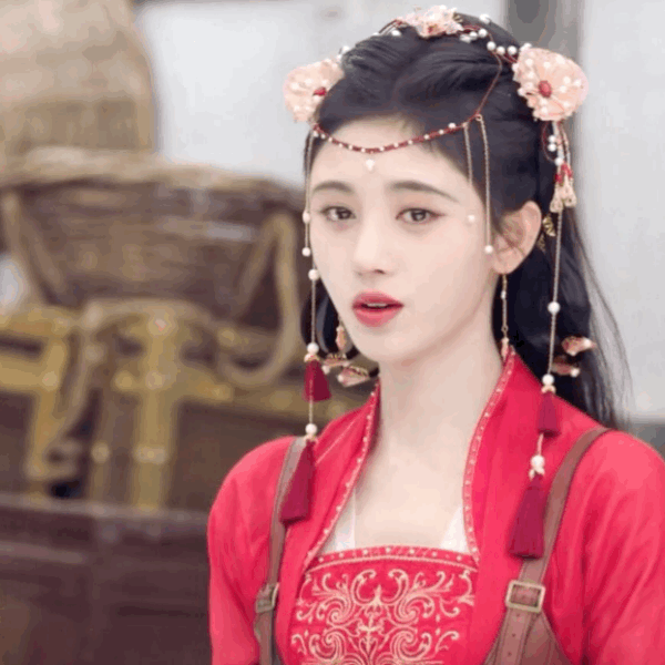 Showbiz c&oacute; 1 mỹ nh&acirc;n 