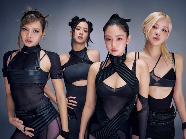 C&oacute; phước như g&aacute;i Việt sinh năm 1997: N&acirc;ng khăn sửa t&uacute;i cho BLACKPINK, 