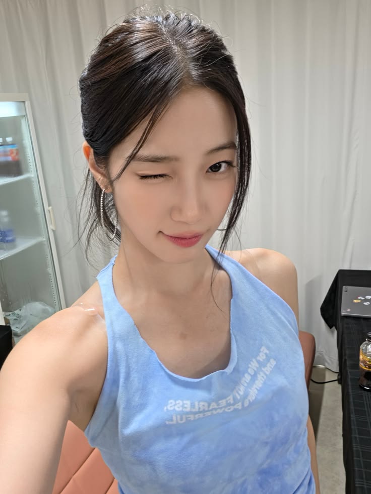 - Ảnh 2. - Ảnh 2.