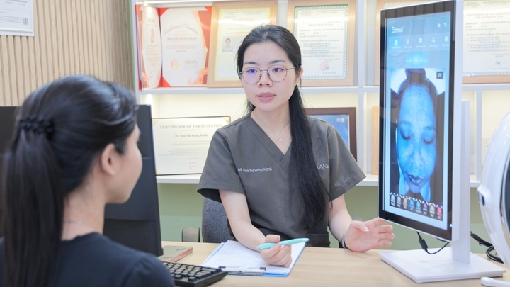 Nữ b&aacute;c sĩ Ng&ocirc; Thị Hồng Hạnh v&agrave; h&agrave;nh tr&igrave;nh trở th&agrave;nh chuy&ecirc;n gia dịch cabin trong y khoa - Ảnh 3.