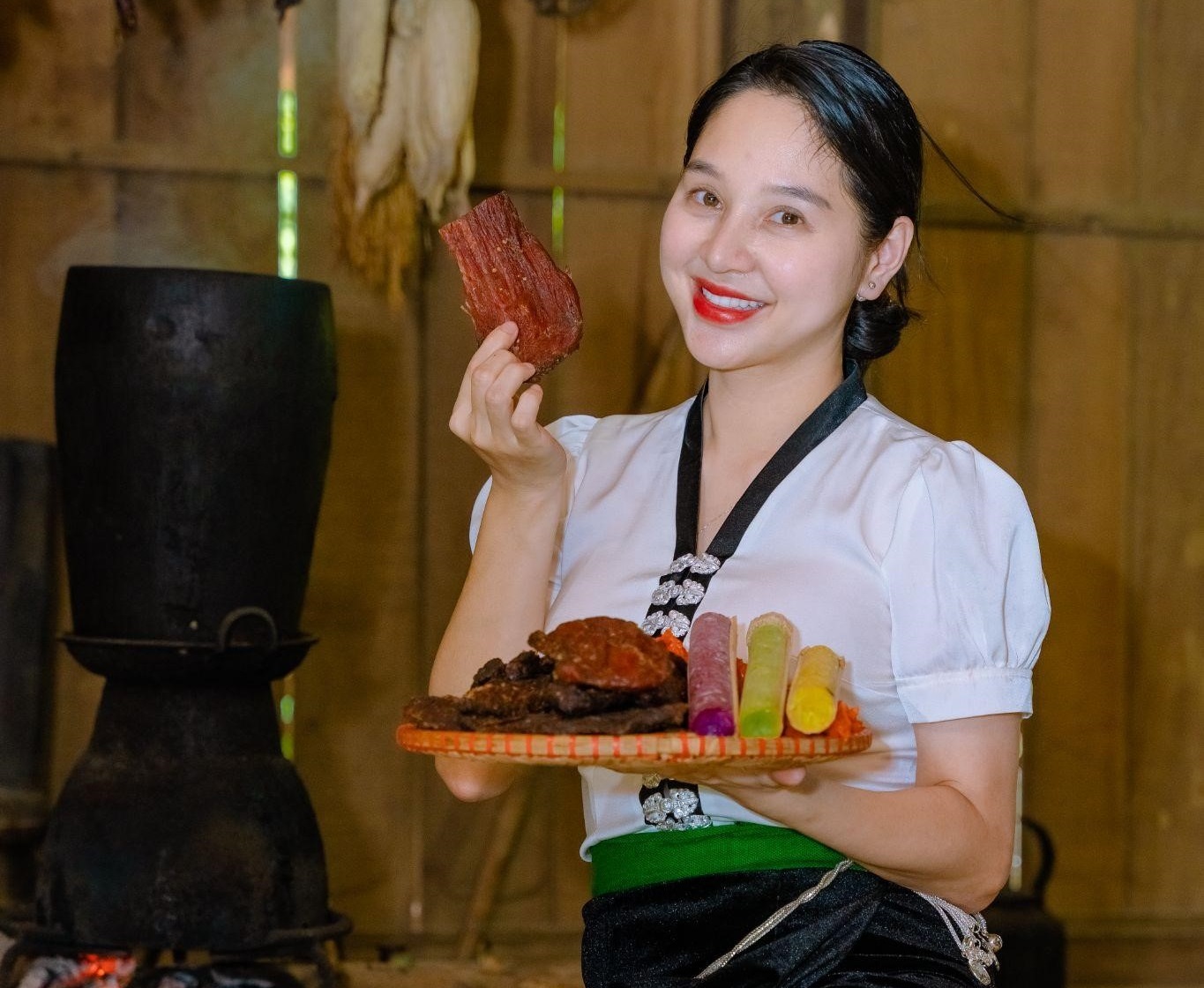 Huho Food từ 60 tỷ đồng doanh thu Đến Shark Tank 2024: Thành công và thách thức - Ảnh 1. Huho Food từ 60 tỷ đồng doanh thu Đến Shark Tank 2024: Thành công và thách thức - Ảnh 1.