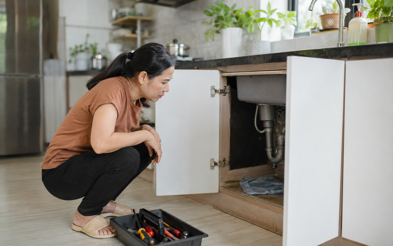 Lời khuy&ecirc;n &ldquo;kh&ocirc;ng cần th&igrave; đừng mua&rdquo; c&oacute; thể sai với 5 khoản chi n&agrave;y - Ảnh 1.