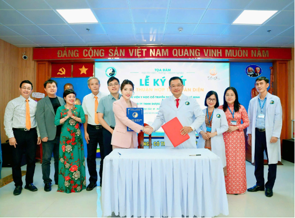 Bắt tay chiến lược: Hiện đại h&oacute;a & n&acirc;ng tầm Y học Cổ truyền Việt Nam - Ảnh 1.
