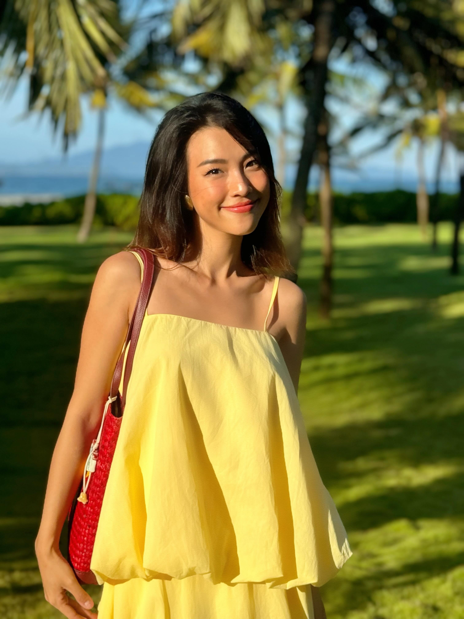 MC Ho&agrave;ng Oanh v&agrave; L&ecirc; Giang Patrik: Chuyện t&igrave;nh đẹp giữa showbiz v&agrave; b&oacute;ng đ&aacute; 2026 - Ảnh 4.