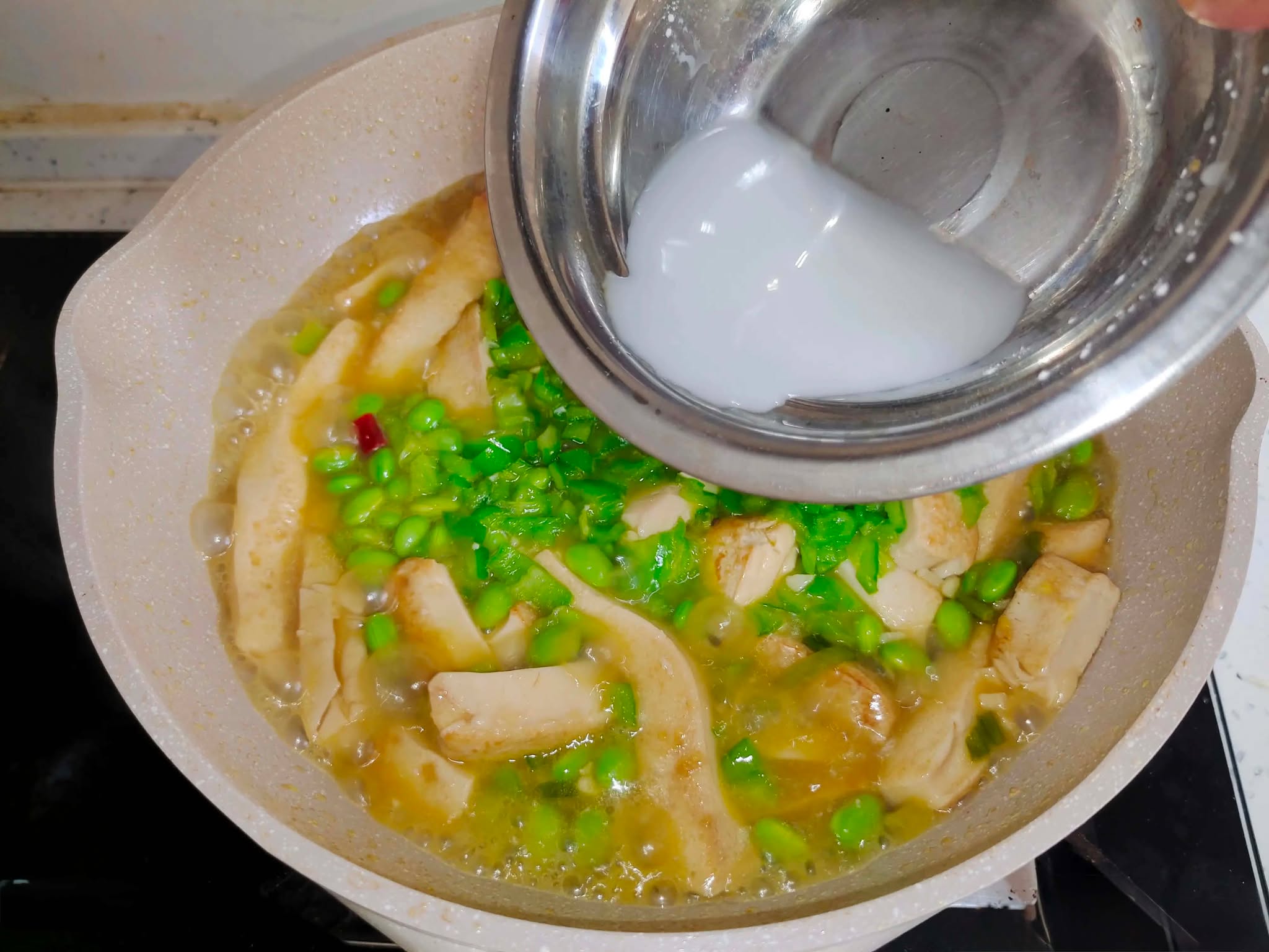 Món ăn ngon miệng dễ làm cực đưa cơm ngày mưa - Ảnh 7. Món ăn ngon miệng dễ làm cực đưa cơm ngày mưa - Ảnh 7.