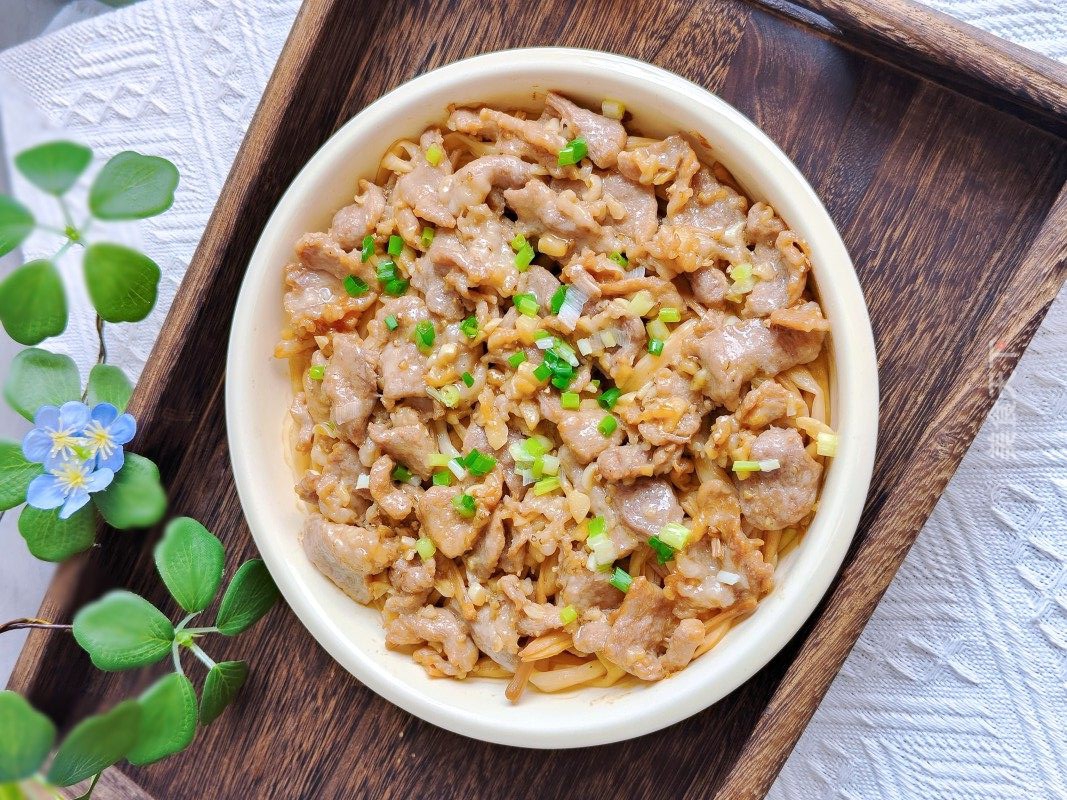 Nếu kh&ocirc;ng muốn l&atilde;o h&oacute;a sớm v&agrave; ch&oacute;ng gi&agrave;, phụ nữ h&atilde;y lu&acirc;n phi&ecirc;n ăn 2 m&oacute;n hấp dễ l&agrave;m m&agrave; ngon miệng n&agrave;y - Ảnh 1.