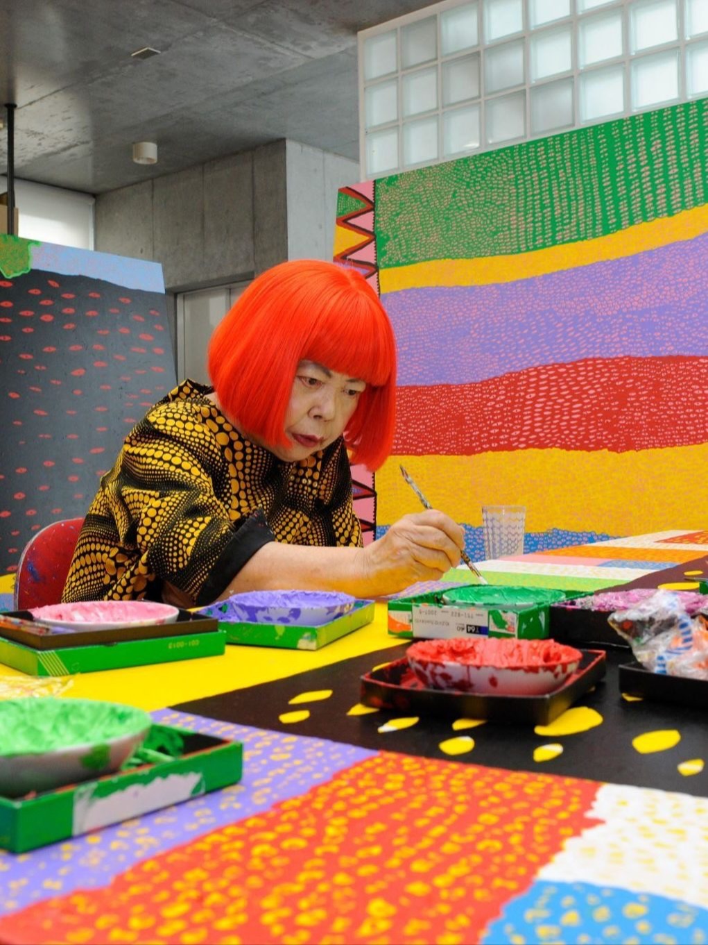 Yayoi Kusama qua đời 2023: Nghệ sĩ biểu tượng của nghệ thuật đương đại - Ảnh 16.