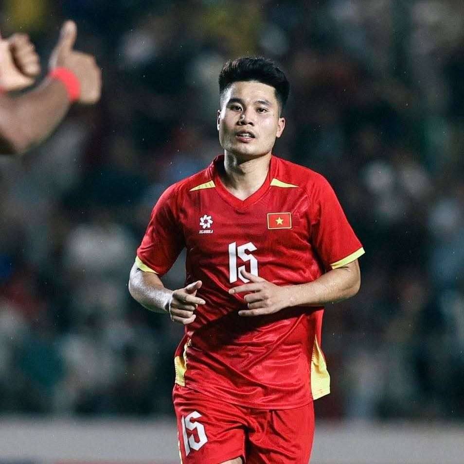 Căn nh&agrave; giản dị của m&aacute;y chạy Tiến Anh Tại qu&ecirc; Hải Ph&ograve;ng - Ảnh 1.