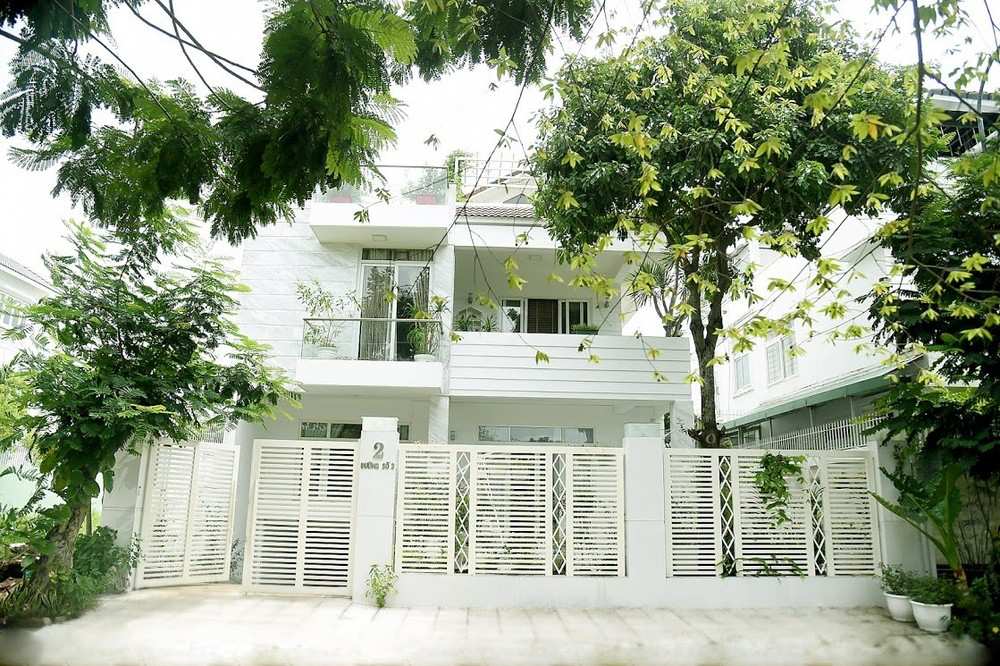 Căn nh&agrave; 20 tỷ của MC Quyền Linh: Kh&ocirc;ng gian sống sang trọng v&agrave; gần gũi với thi&ecirc;n nhi&ecirc;n - Ảnh 3.