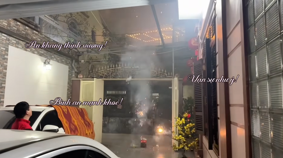 Căn nhà ở quê của MC Khánh Vy: Nét đẹp truyền thống và không gian ấm cúng - Ảnh 3. Căn nhà ở quê của MC Khánh Vy: Nét đẹp truyền thống và không gian ấm cúng - Ảnh 3.