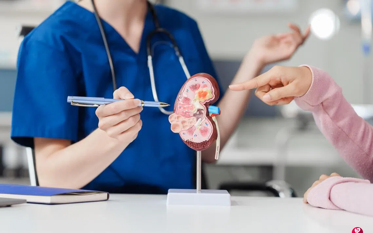 Người bị thiếu m&aacute;u l&ecirc;n n&atilde;o thường c&oacute; một biểu hiện sau khi thức dậy - Ảnh 3.