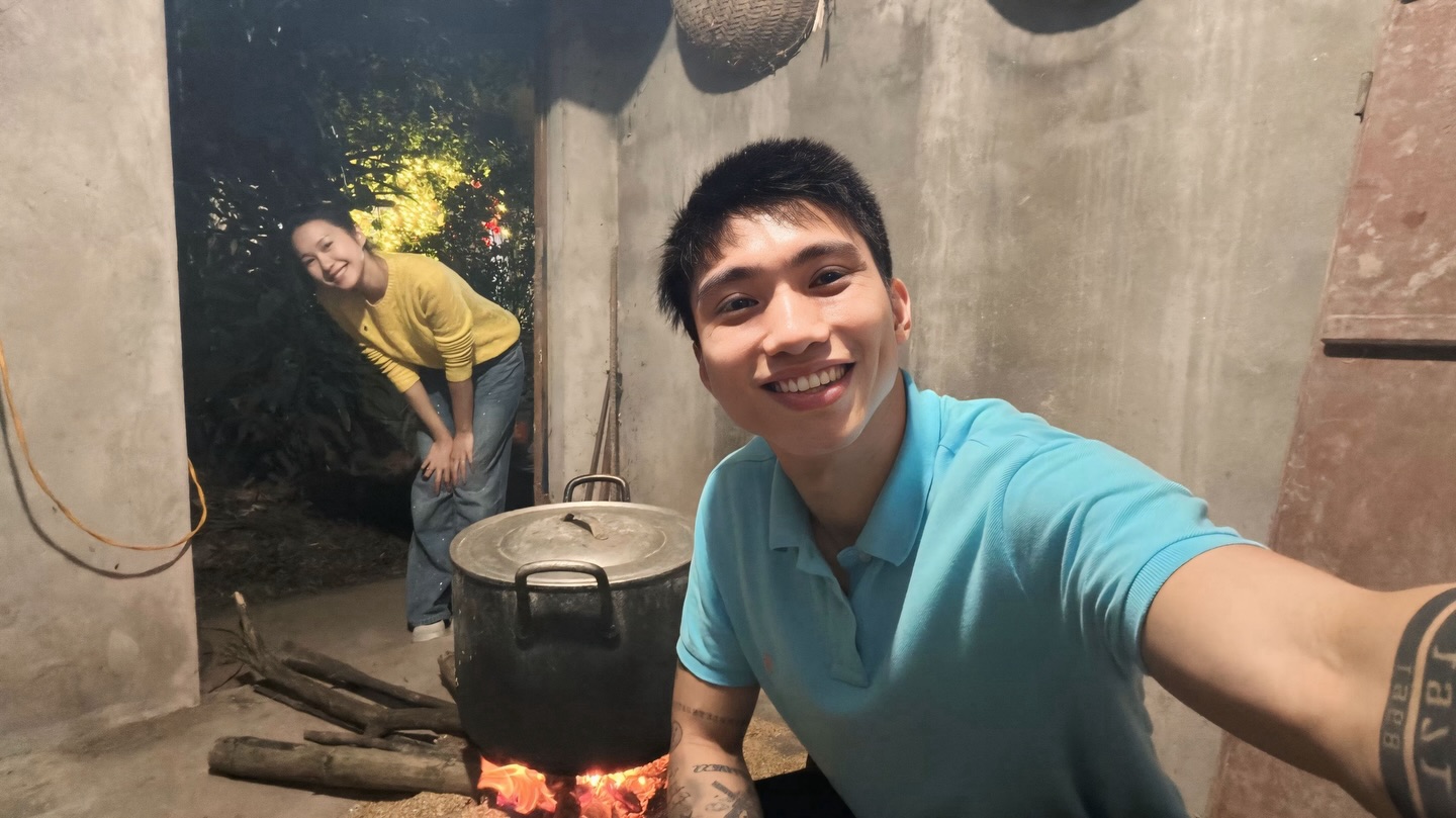 Căn nhà giản dị của Đoàn Văn Hậu ở quê: Ký ức tuổi thơ và gia đình - Ảnh 8. Căn nhà giản dị của Đoàn Văn Hậu ở quê: Ký ức tuổi thơ và gia đình - Ảnh 8.