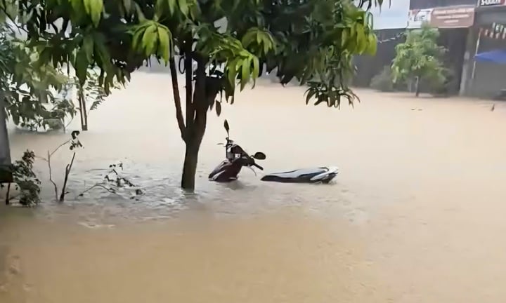 Mưa lớn L&agrave;o Cai g&acirc;y ngập &uacute;ng cục bộ ảnh hưởng đến đời sống người d&acirc;n - Ảnh 1.