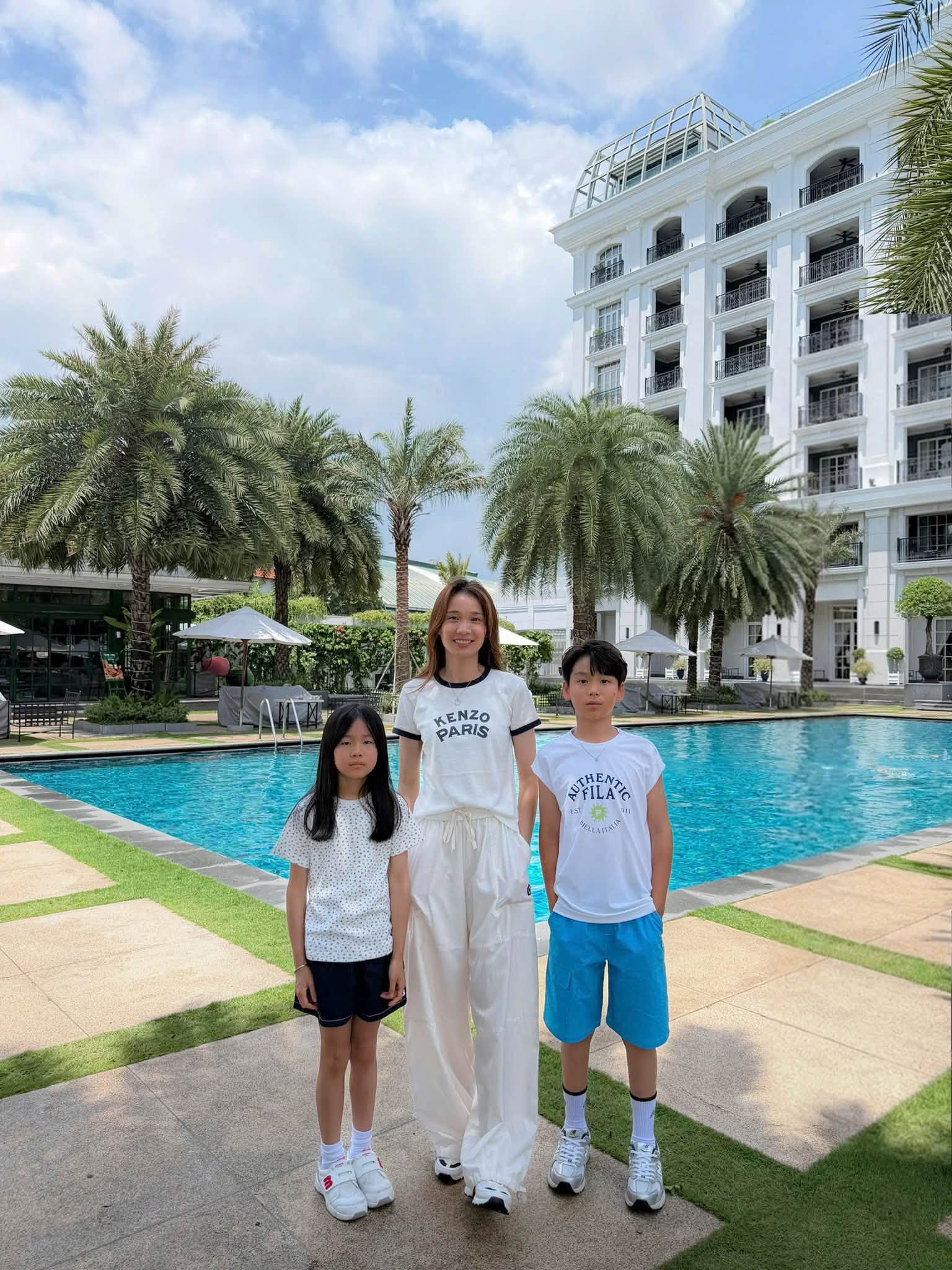 Hậu ly h&ocirc;n chồng H&agrave;n, mẹ đơn th&acirc;n Việt 