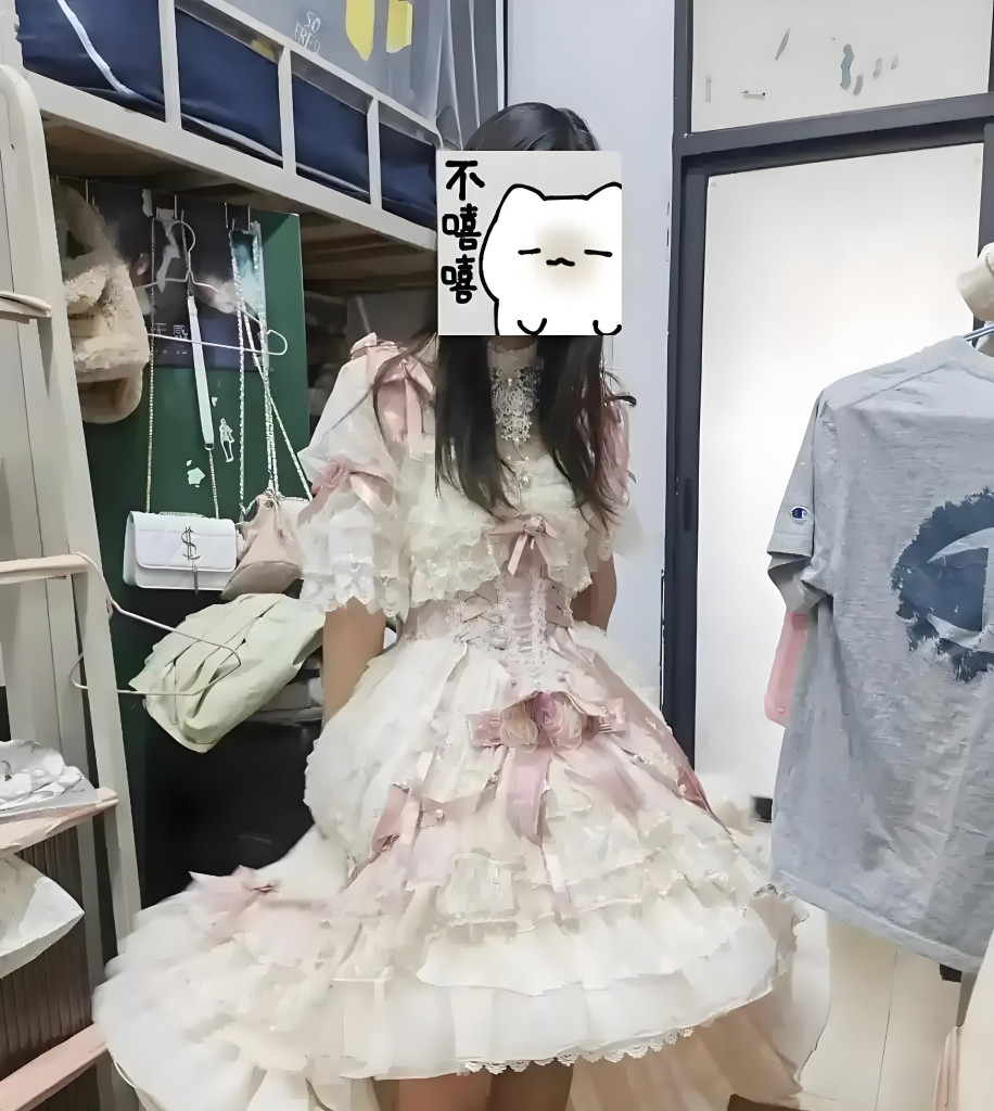 - Ảnh 1. - Ảnh 1.