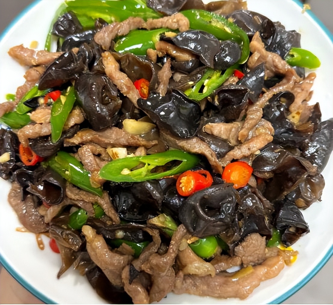 5 Món ăn dễ làm ngon miệng cho bữa cơm gia đình ngày lễ - Ảnh 3. 5 Món ăn dễ làm ngon miệng cho bữa cơm gia đình ngày lễ - Ảnh 3.