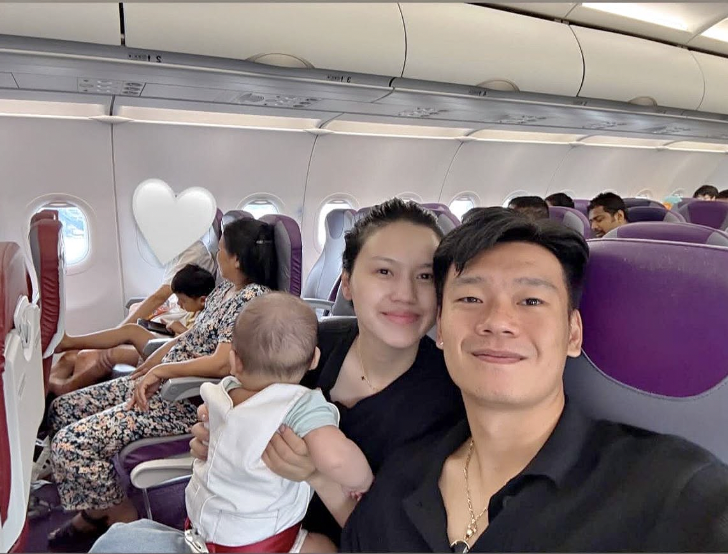 Th&agrave;nh Chung đưa vợ con đi nghỉ dưỡng sang chảnh sau chức v&ocirc; địch ASEAN Cup 2026 - Ảnh 1.