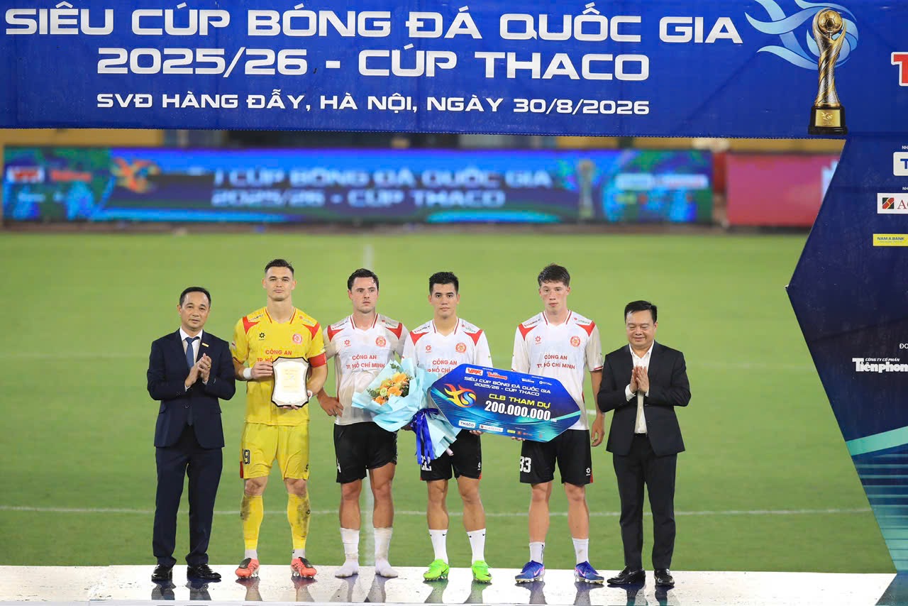 Chu Thanh Huyền rạng rỡ b&ecirc;n Do&atilde;n Hải My trong ng&agrave;y CAHN v&ocirc; địch Si&ecirc;u c&uacute;p quốc gia 2026 - Ảnh 7.