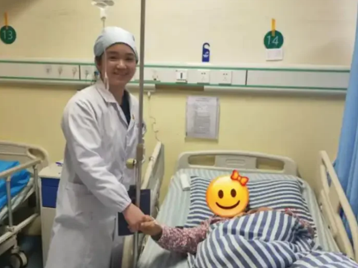 Người phụ nữ 56 tuổi nguy kịch v&igrave; nốt đen 
