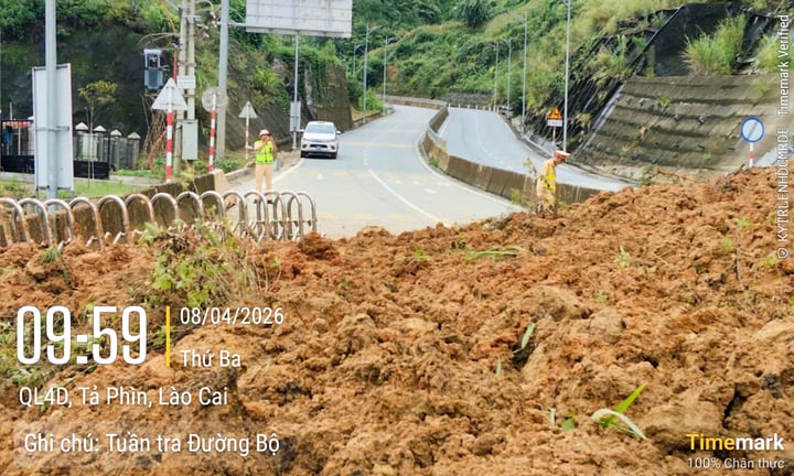 Sạt lở đất tại cầu M&oacute;ng Sến L&agrave;o Cai: Cảnh b&aacute;o an to&agrave;n giao th&ocirc;ng 2026 - Ảnh 1.